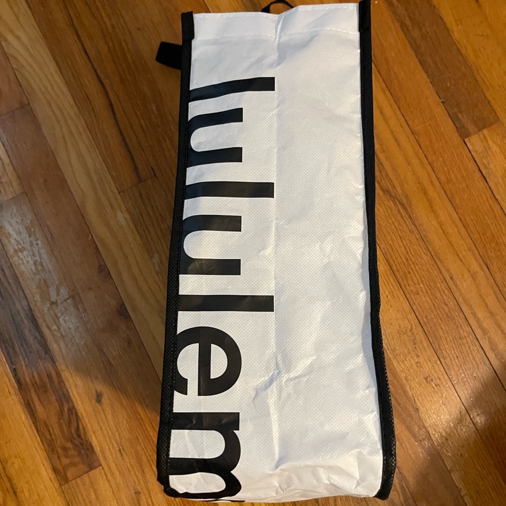 lululemon athletica Black and White Tote Bag - Picture 2 of 7